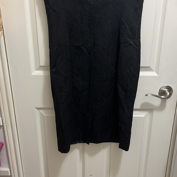 Talbots Black Sleeveless Sheath Dress for Cocktail Events - Picture 4 of 4